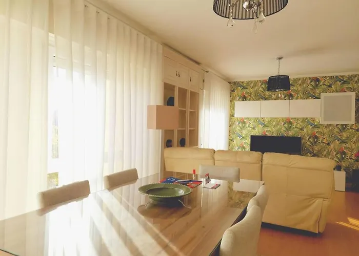 Family-friendly Flat 3br 2ba Metro Telheiras *